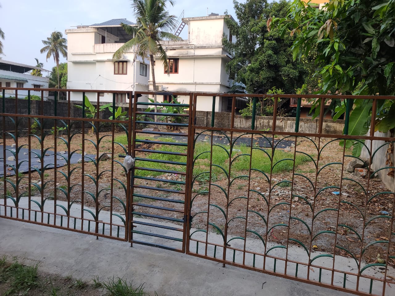 8.50 Cent of Residential Land