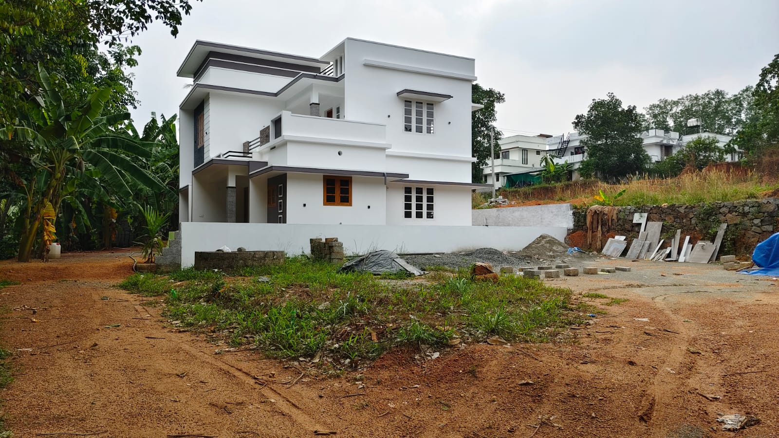 2100sqft 4BHK Brandnew House with 10cent in Pattimattom