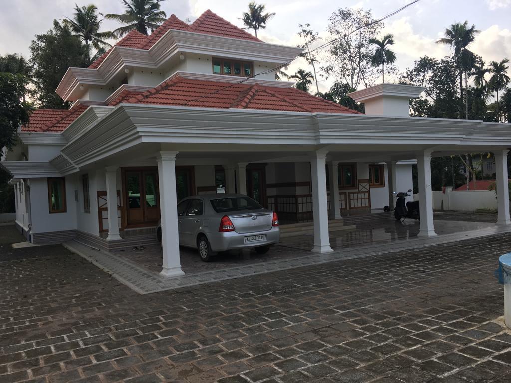 3BHK Semifurnished House with 3.50cent 1700sqft