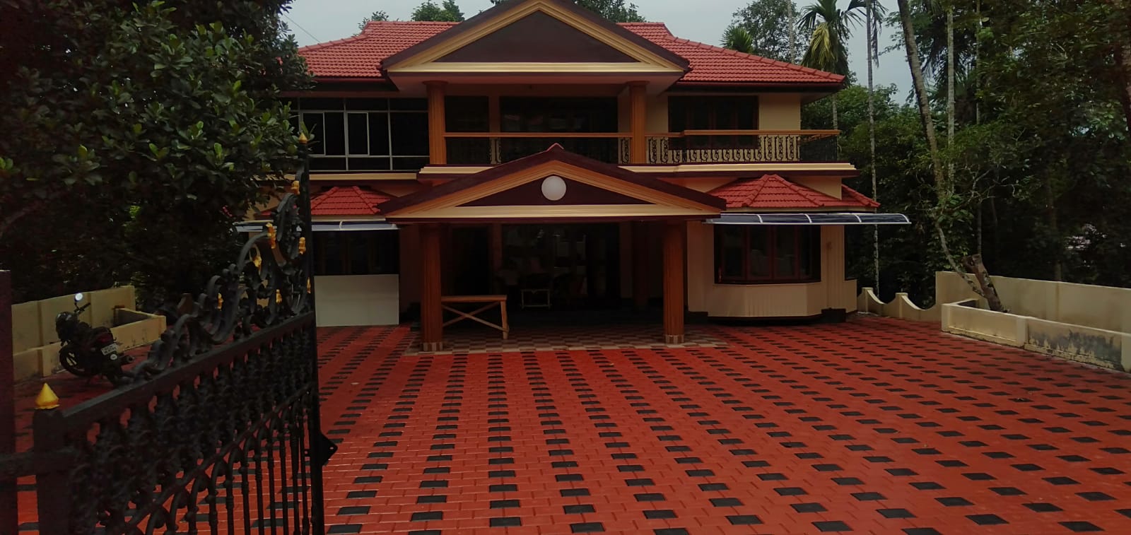 5 Cent of Gated Villa plots