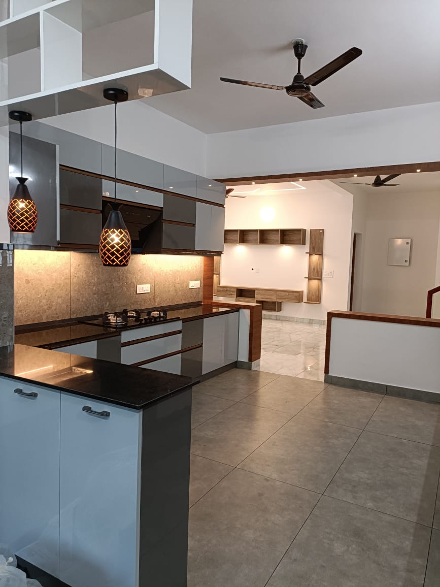 4BHK Brand-new House with 8 cents Land2360sqft - for sale in Pukktupady, 18, Kerala