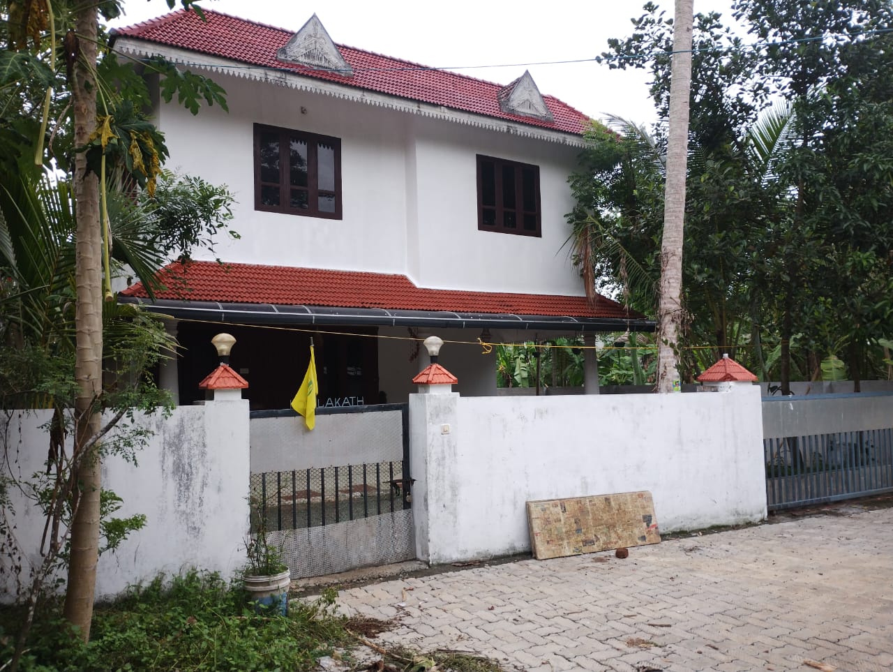 3BHK Semifurnished House 1450sqft