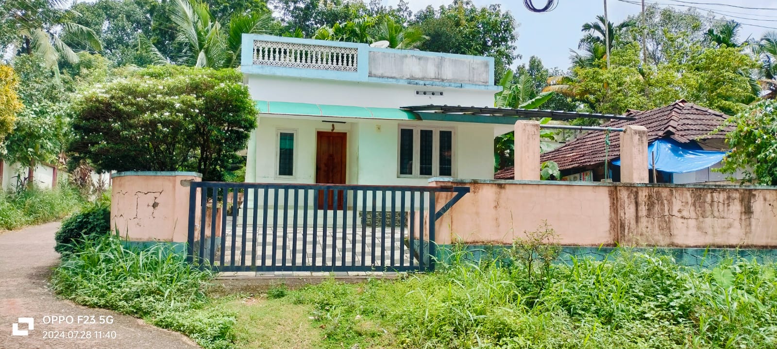 2BHK Semifurnished House800sqft