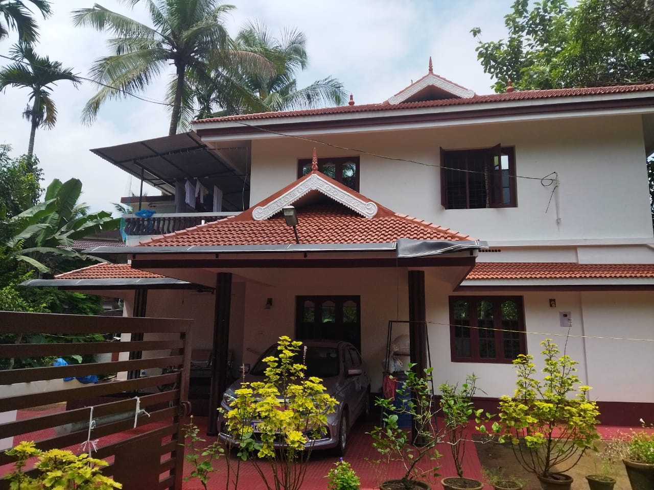3BHK Semifurnished House with 20cent 1800 Sqft