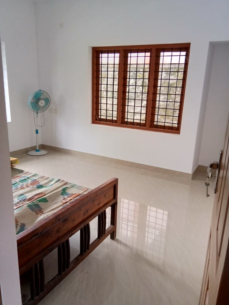 4BHK Brandnew House with 7.25Cent Land 2000sqft - for sale in Mattakuzhi, Kochi ( Ernakulam ), Kerala