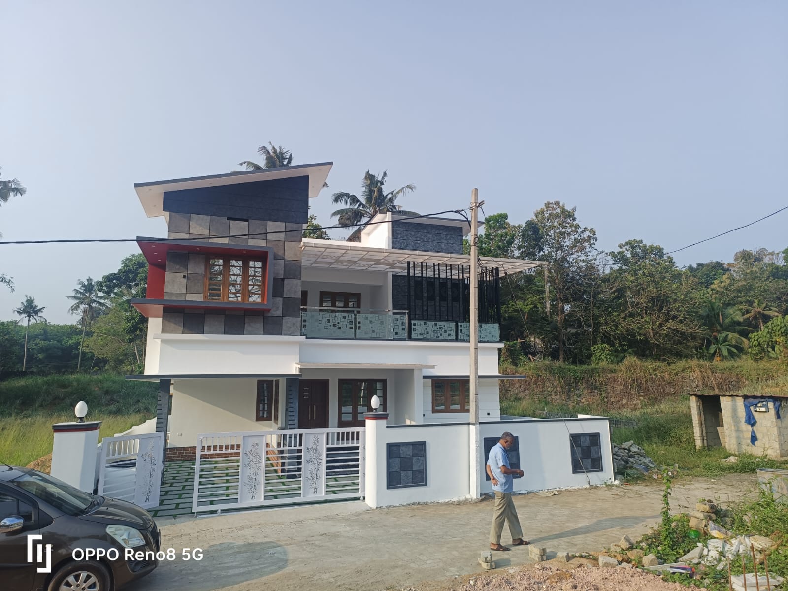 4BHK Semifurnished House with 5cent 2200sqft - for sale in Puthencruz, Kochi ( Ernakulam ), Kerala