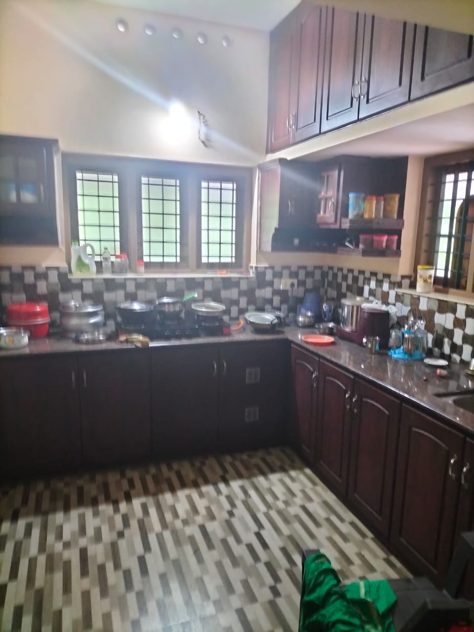 4BHK Semifurnished House with 9cent 2250sqft