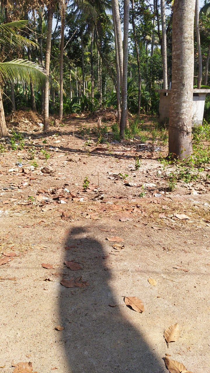 7cent of Residential Land with house