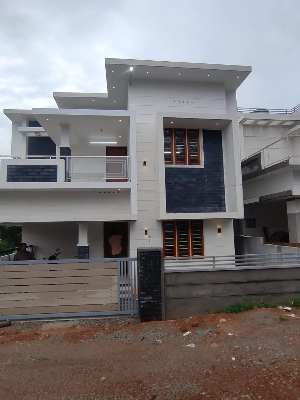 3BHK Brandnew House with 3.5Cent Land1600sqft