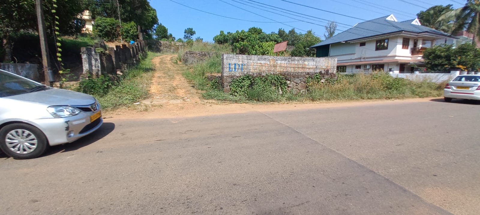 95cent of Residential /Commercial Property in Thiruvaniyoor