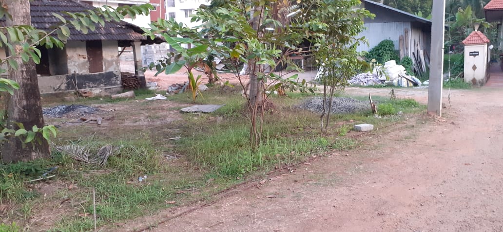 3BHK Semifurnished House2000sqft