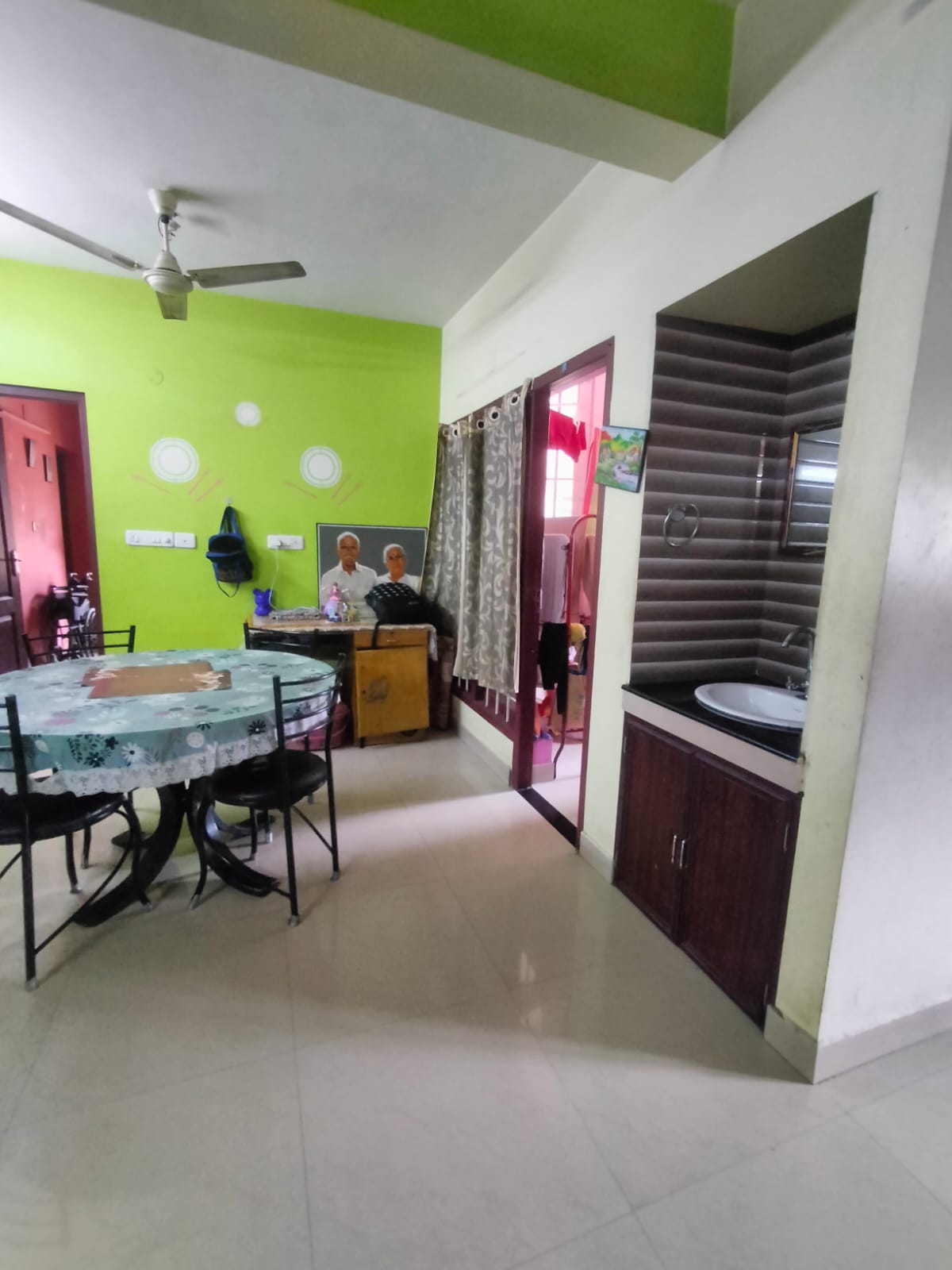 2BHK Semifurnished Flat in Petta, Tripunithura, 1100 sqft
