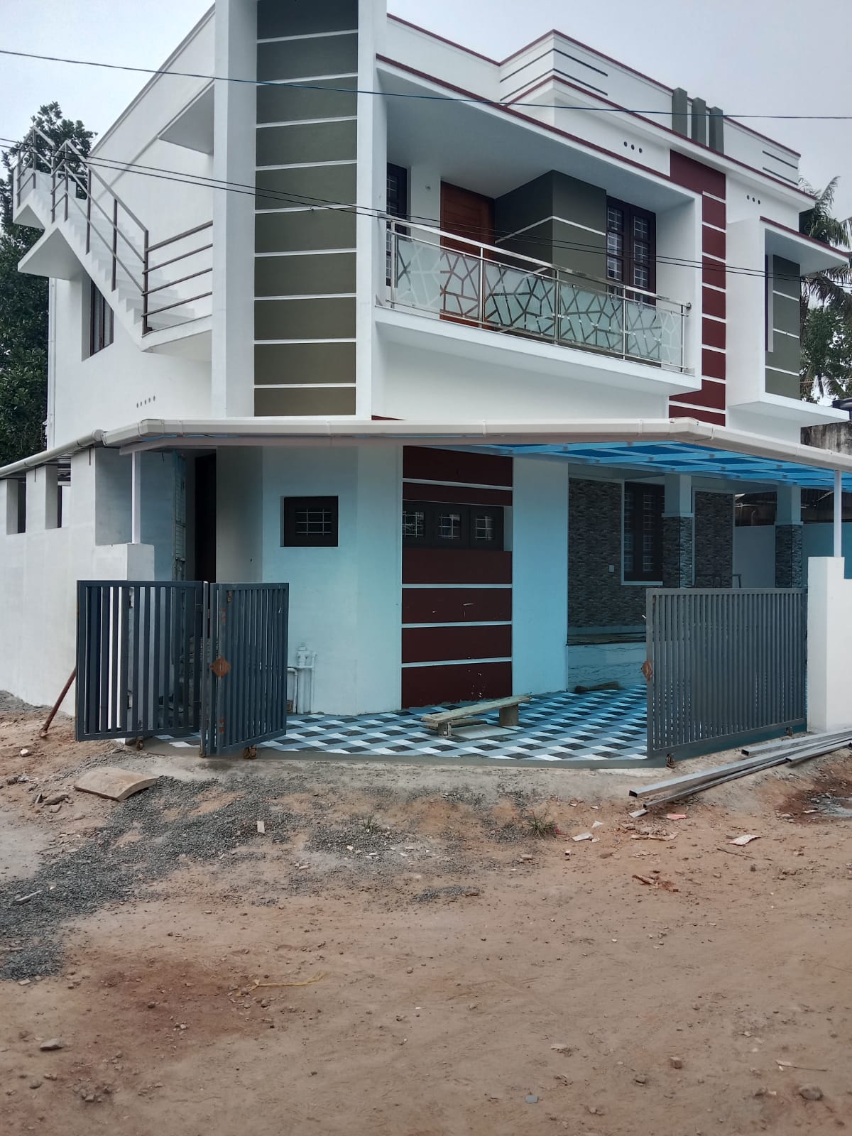3BHK Semifurnished House with 3.75cent1360sqft