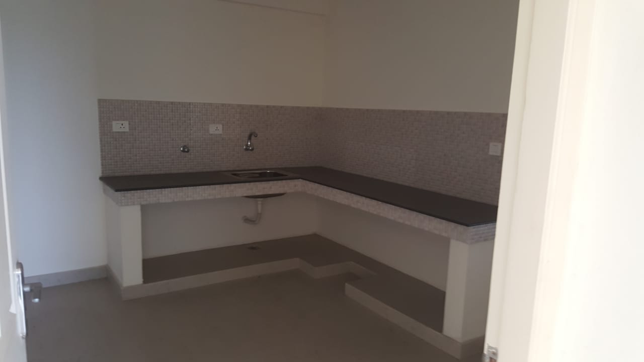 3800 sqft 4BHK Fully Furnished Luxury Flat in Gated society in Panangad,Kochi