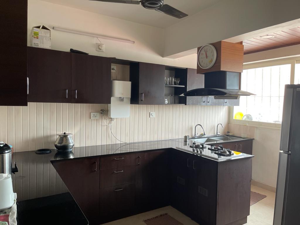 3BHK Semifurnished Flat in SN Jn, Tripunithura,1300sqft