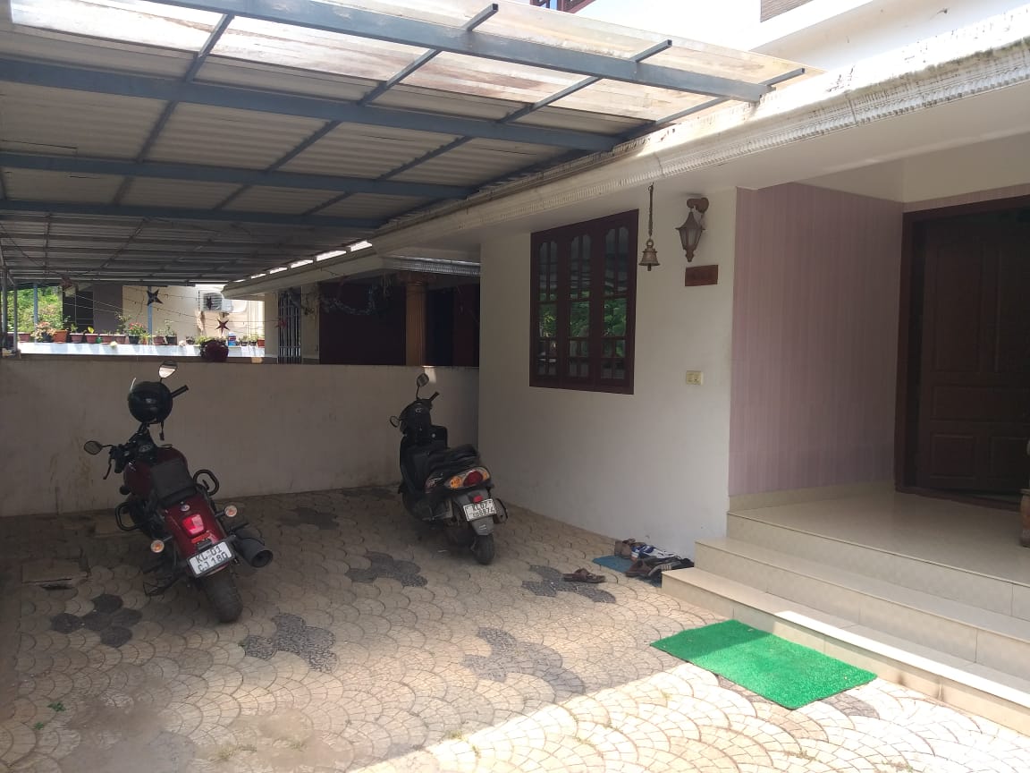3BHK Semifurnished House1470sqft