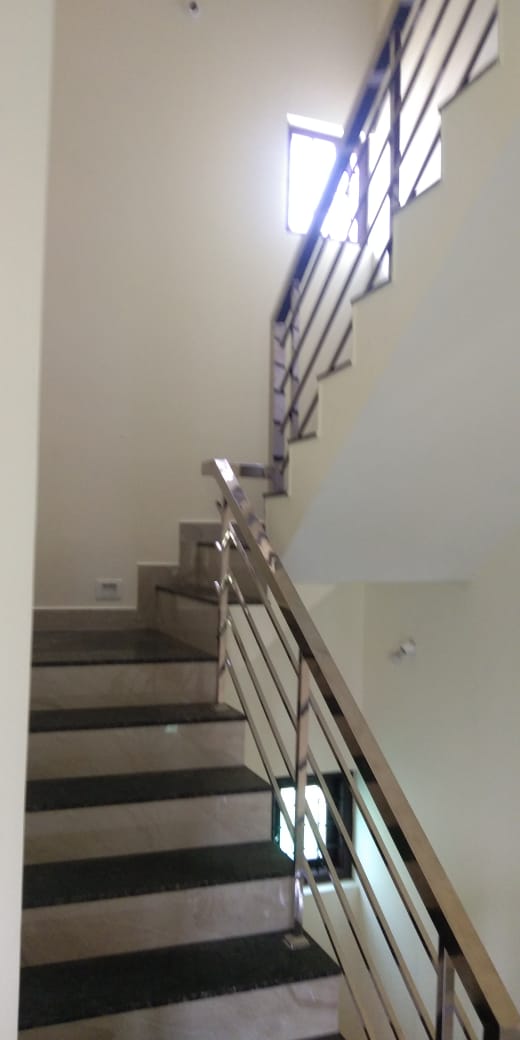 3BHK Semifurnished House with 3.1Cent1600sqft - for sale in Thripunithura, Kochi ( Ernakulam ), Kerala