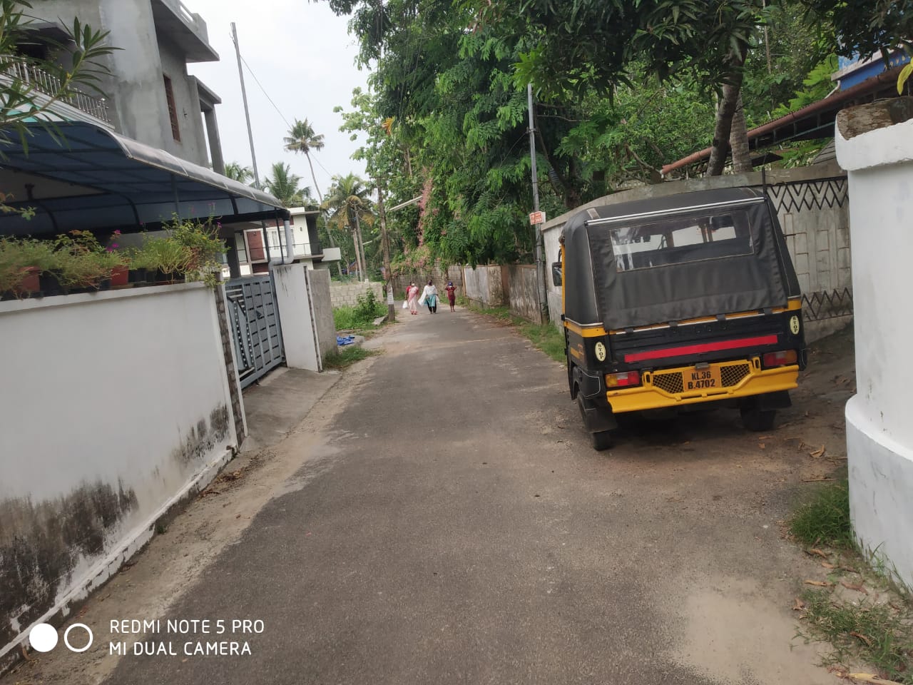 3 BHK Semifurnished Villa 1600 sqft