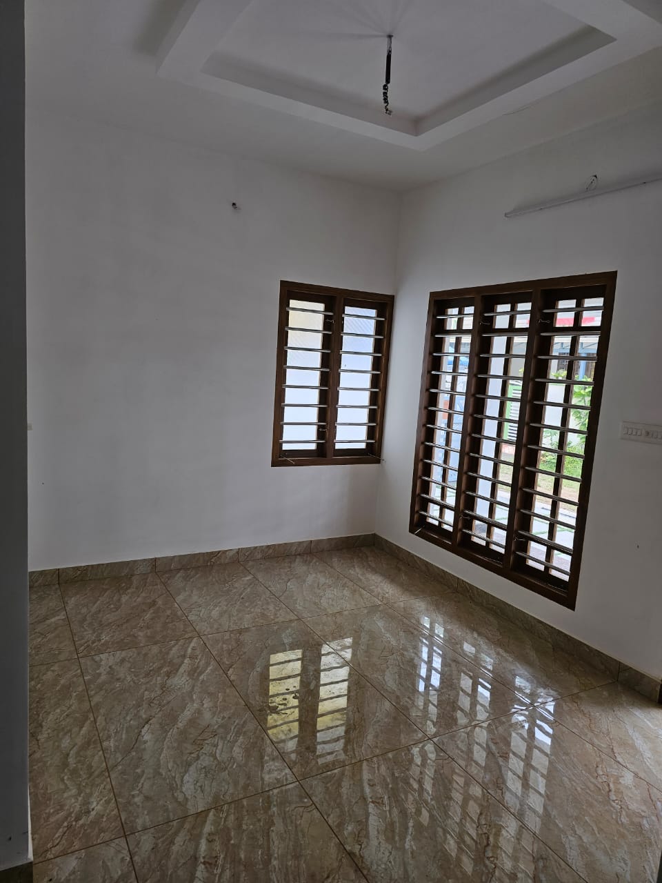 3BHK Semifurnished House with 4cent Land 1500sqft