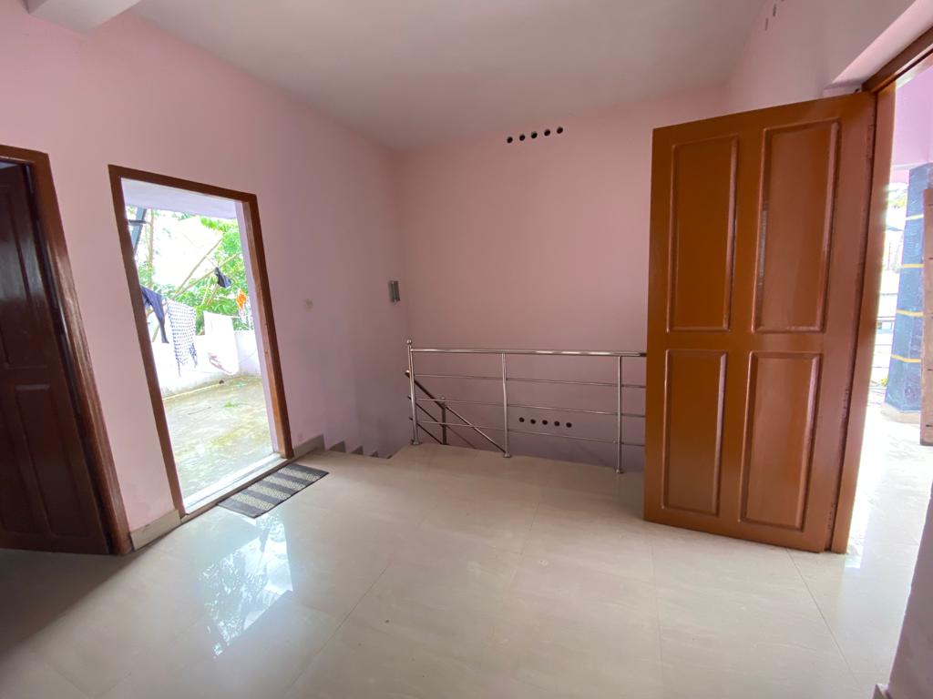 Commercial building 11000 sqft, Palarivattom
