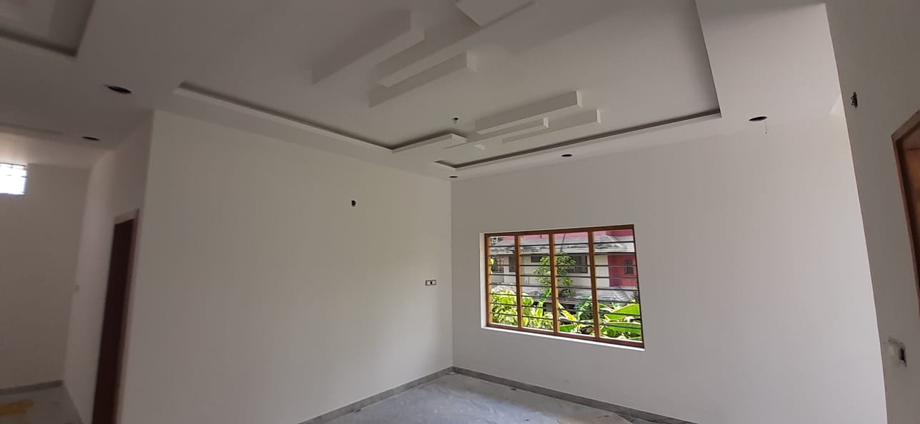 2500 sqft , 3 storied Apartment