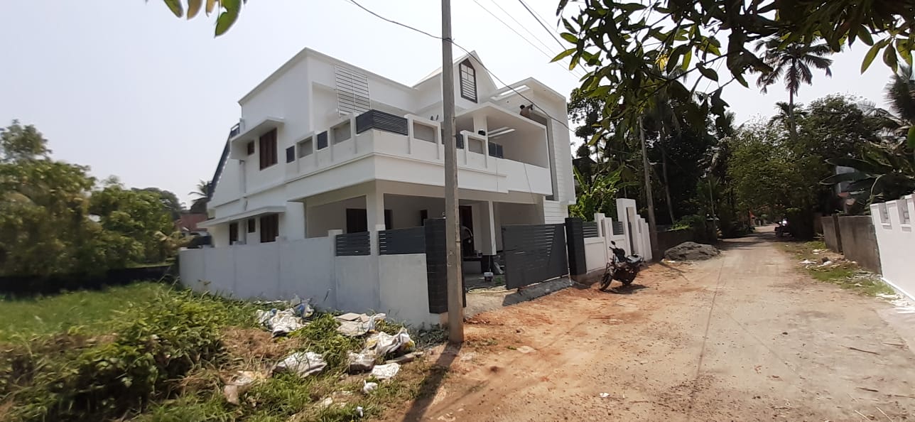 2500 sqft , 3 storied Apartment