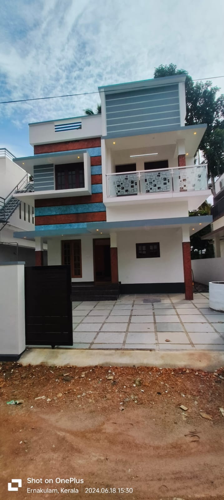 4BHK Brandnew House1600sqft