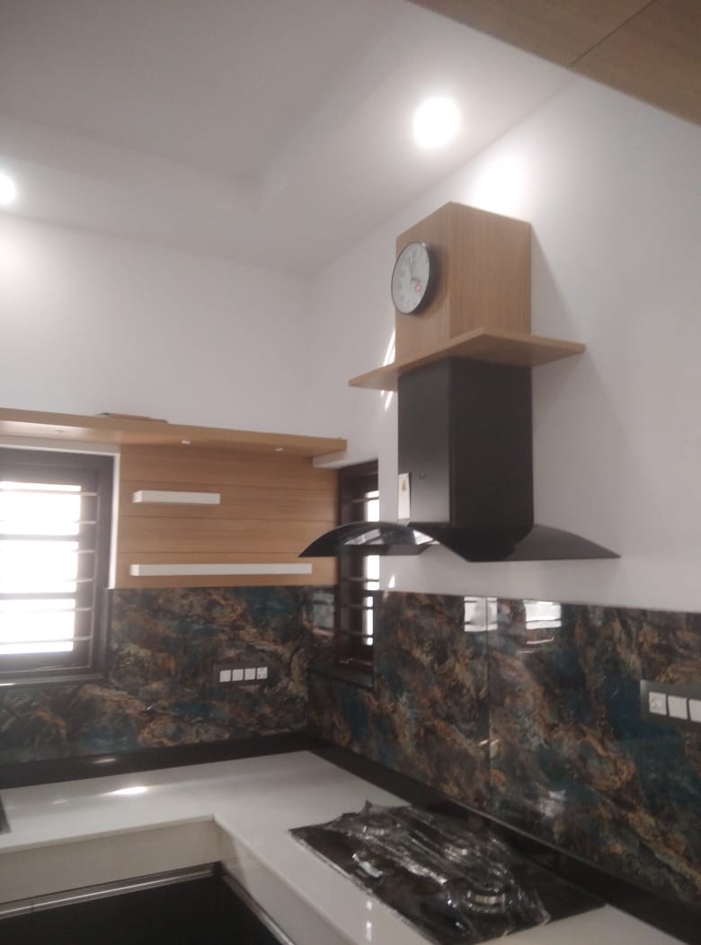 4BHK Brandnew House with 5.50cent2400sqft - for sale in Kandanad, Kochi ( Ernakulam ), Kerala