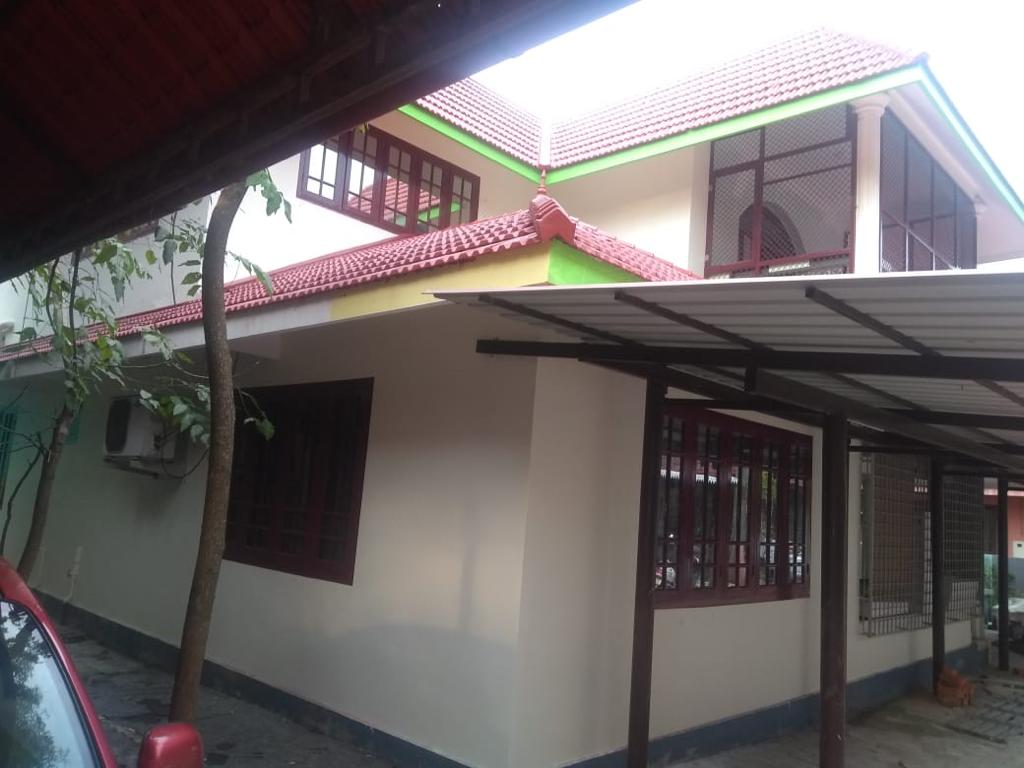 3 BHK Fully furnished Flat in Kaloor, 2183Sqft