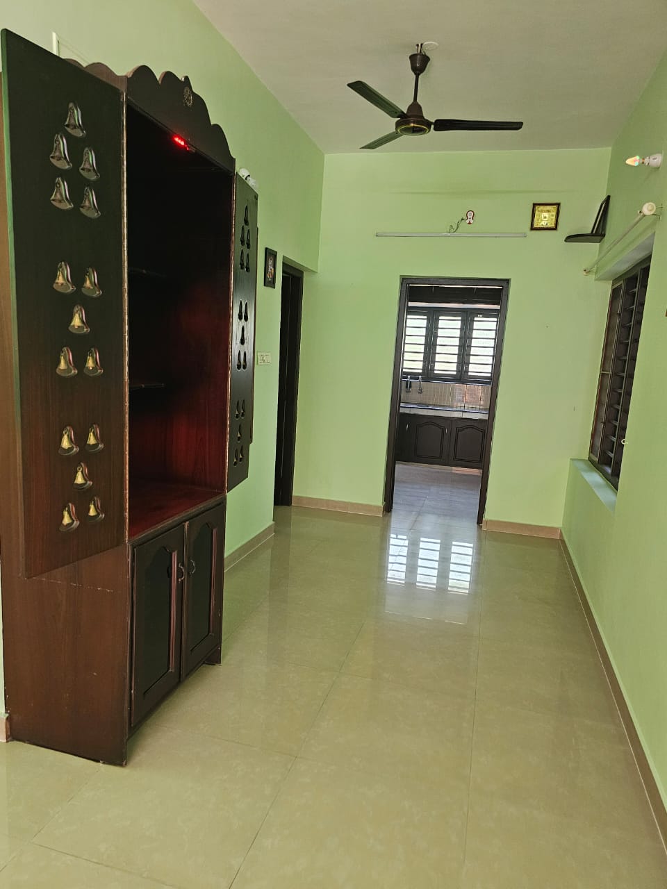 4BHK Semi furnished House with 3cent 1470sqft - for sale in Eroor, Kochi ( Ernakulam ), Kerala