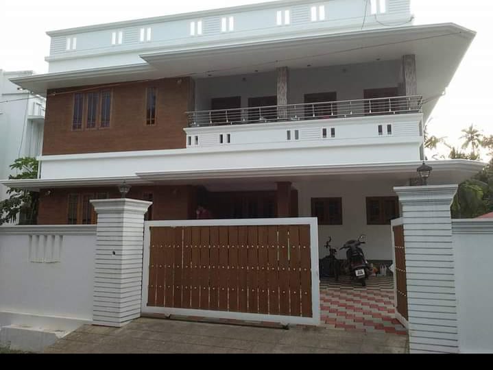 4BHK Semifurnished House2600sqft
