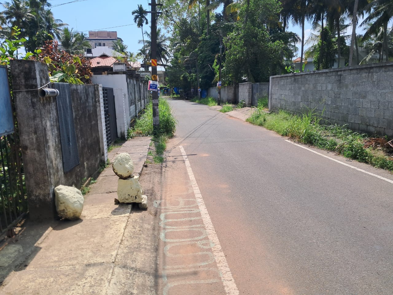 4BHK Semifurnished house 2000sqft near Petta, Tripunithra