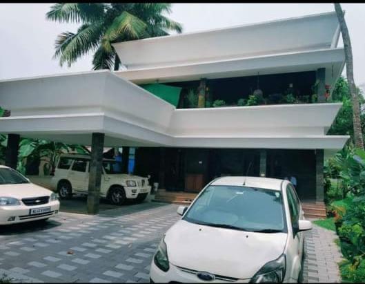 3BHK Fully Furnished Flat near Thevara,1480 sqft - for sale in Thevara, Kochi ( Ernakulam ), Kerala