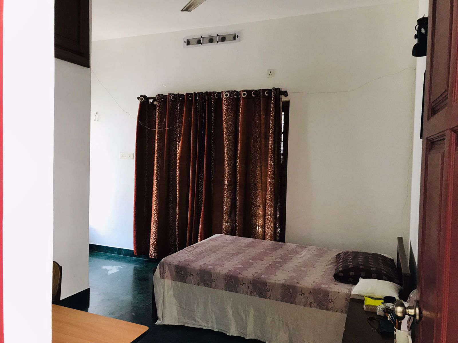 3BHK Fully Furnished Flat near Thevara,1480 sqft
