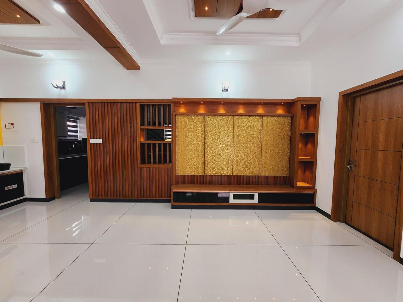 5BHK Semifurnished House 2700sqft