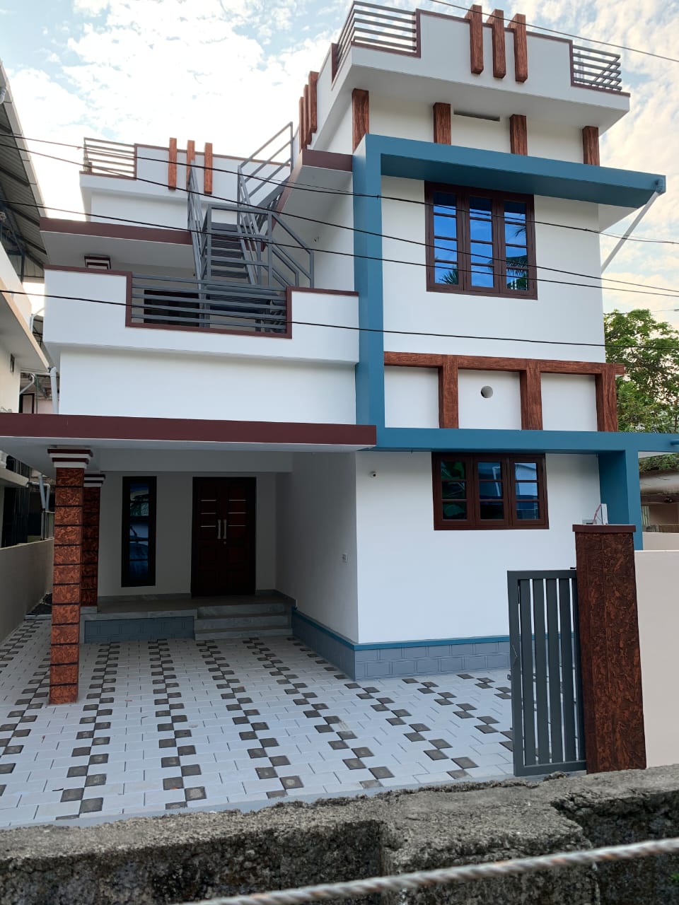 3BHK Fully furnished Flat in Kadavanthara, 2000sqft - for sale in Kadavanthara, Kochi ( Ernakulam ), Kerala