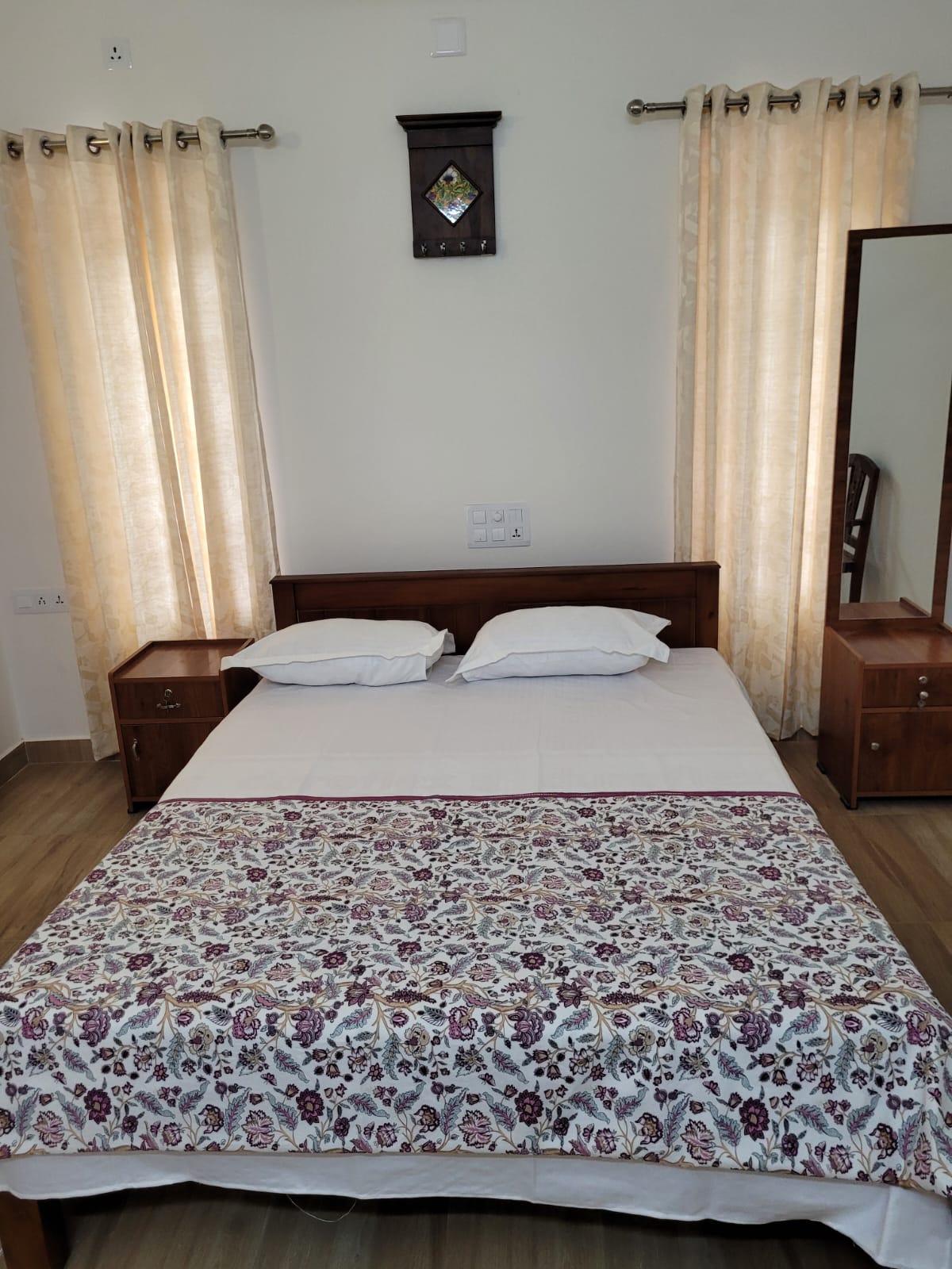 4BHK Villa with 1.27 Acre Land1900sqft - for sale in Vagamon Idukki, Idukki, Kerala