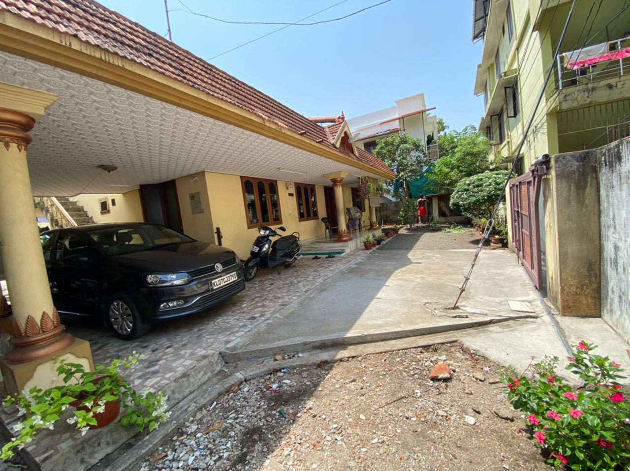 3BHK Semifurnished House 1200sqft