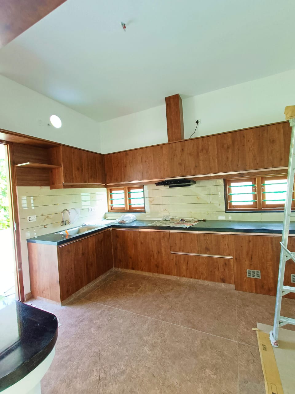 3BHK Brandnew House with 3.850cent1500sqft,