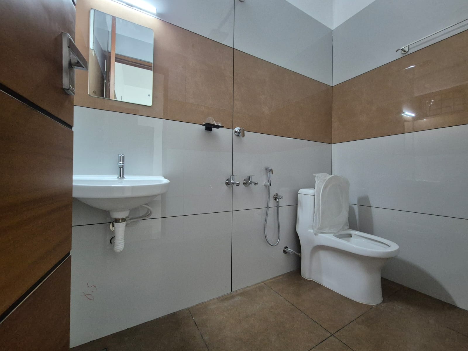 3BHK Semifurnished House 1500sqft in Kongorpilly, Varapuzha
