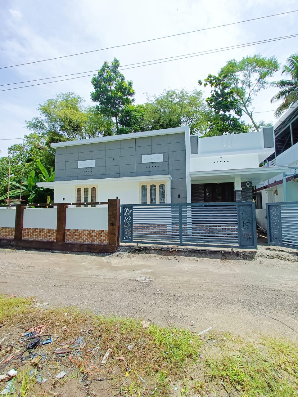 5BHK Brandnew House 2700sqft