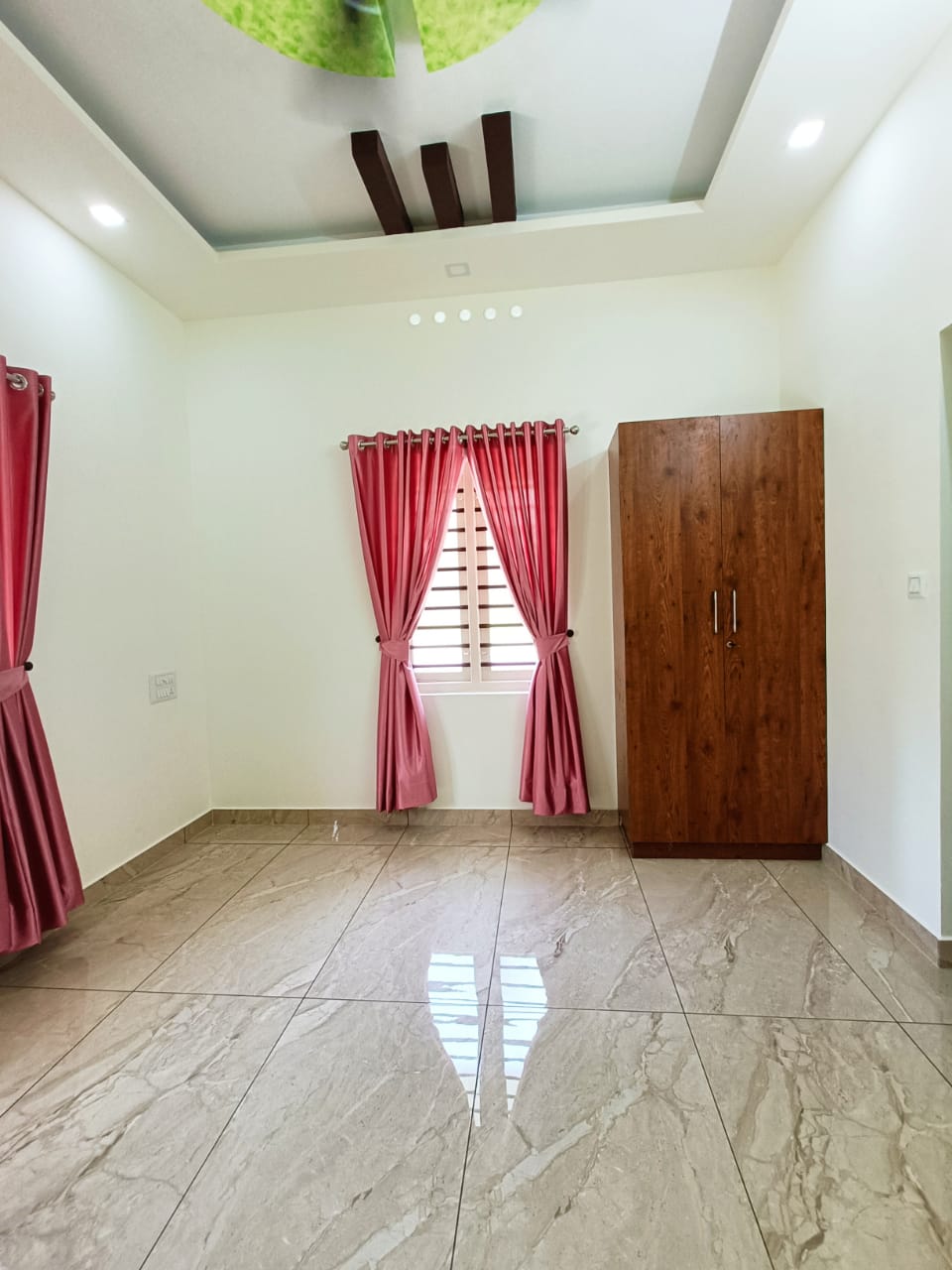 5BHK Brandnew House 2700sqft