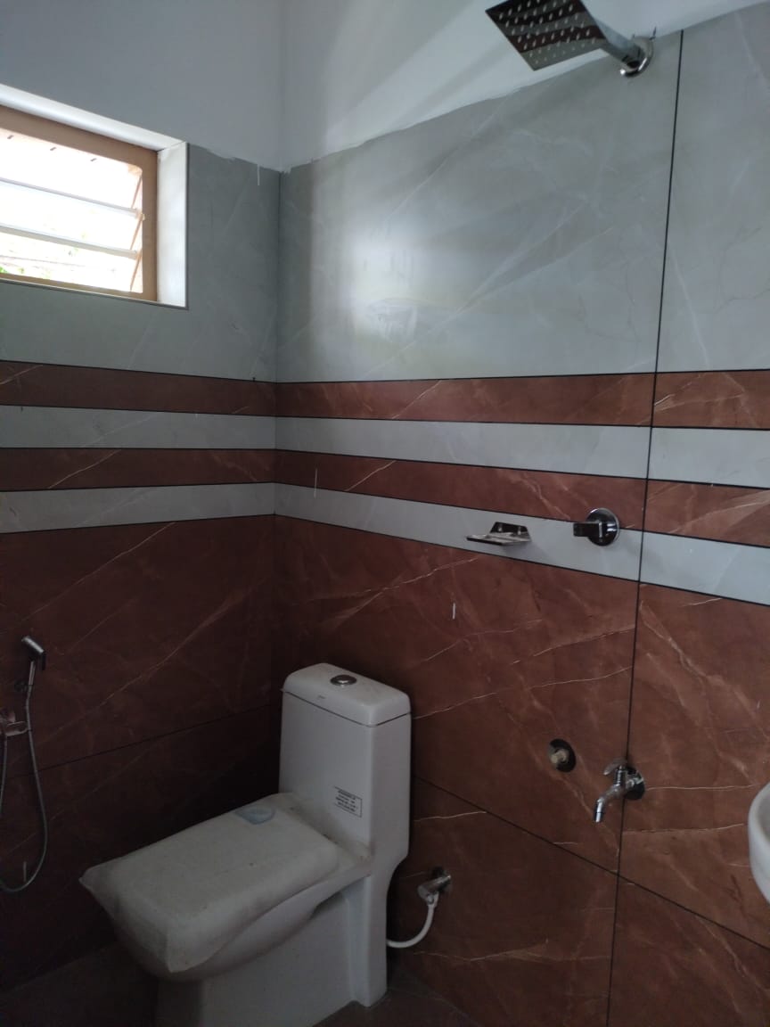 4BHK Semifurnished House 2000 Sqft