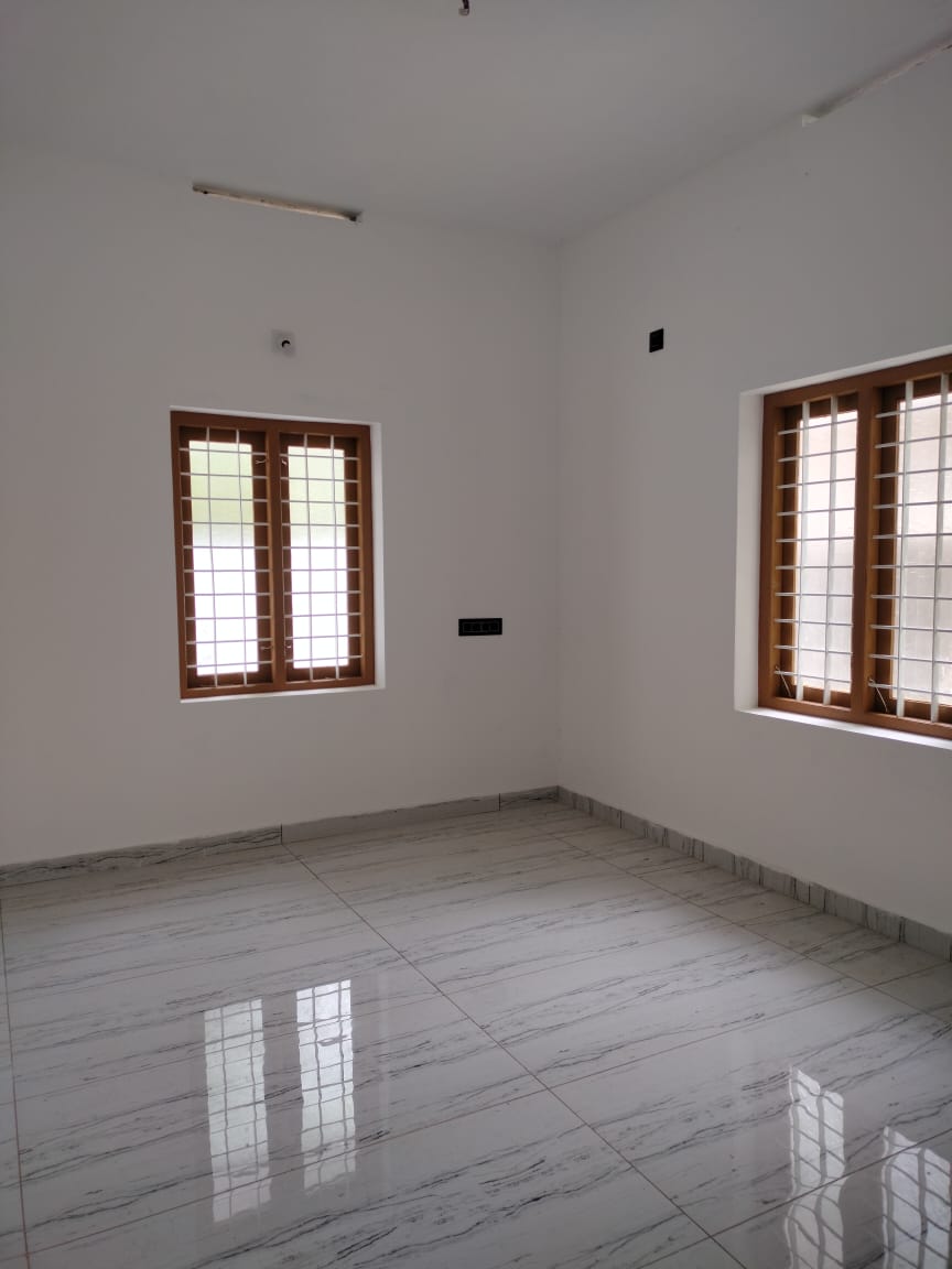4BHK Semifurnished House 2000 Sqft