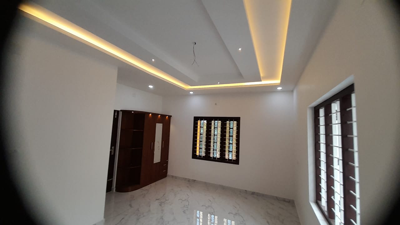 6.5cent of Residential Plot in Morakkala, Pallikkara