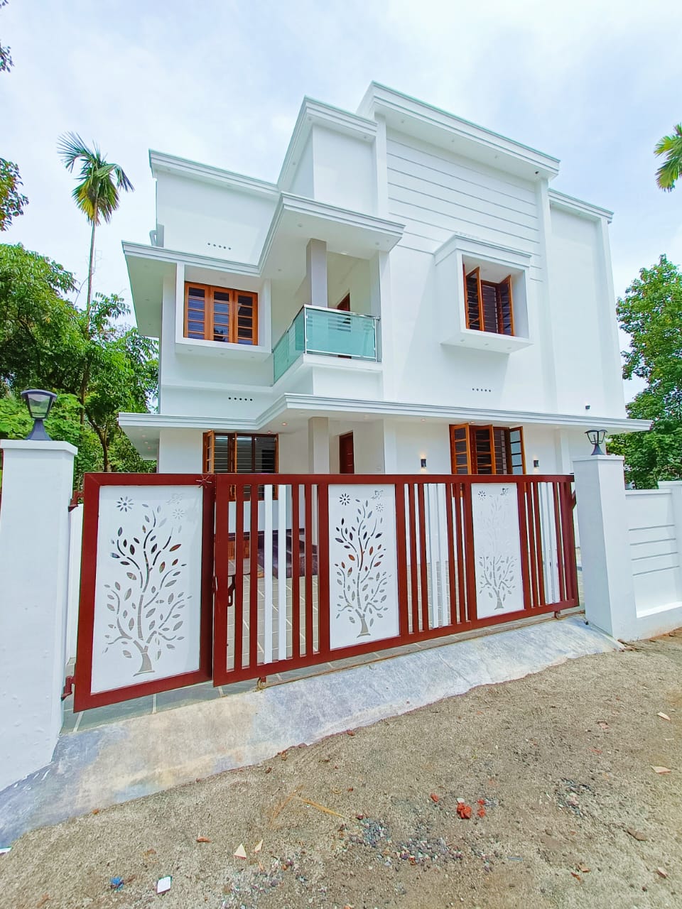 4BHK Brandnew House with 3.70cent1400sqft