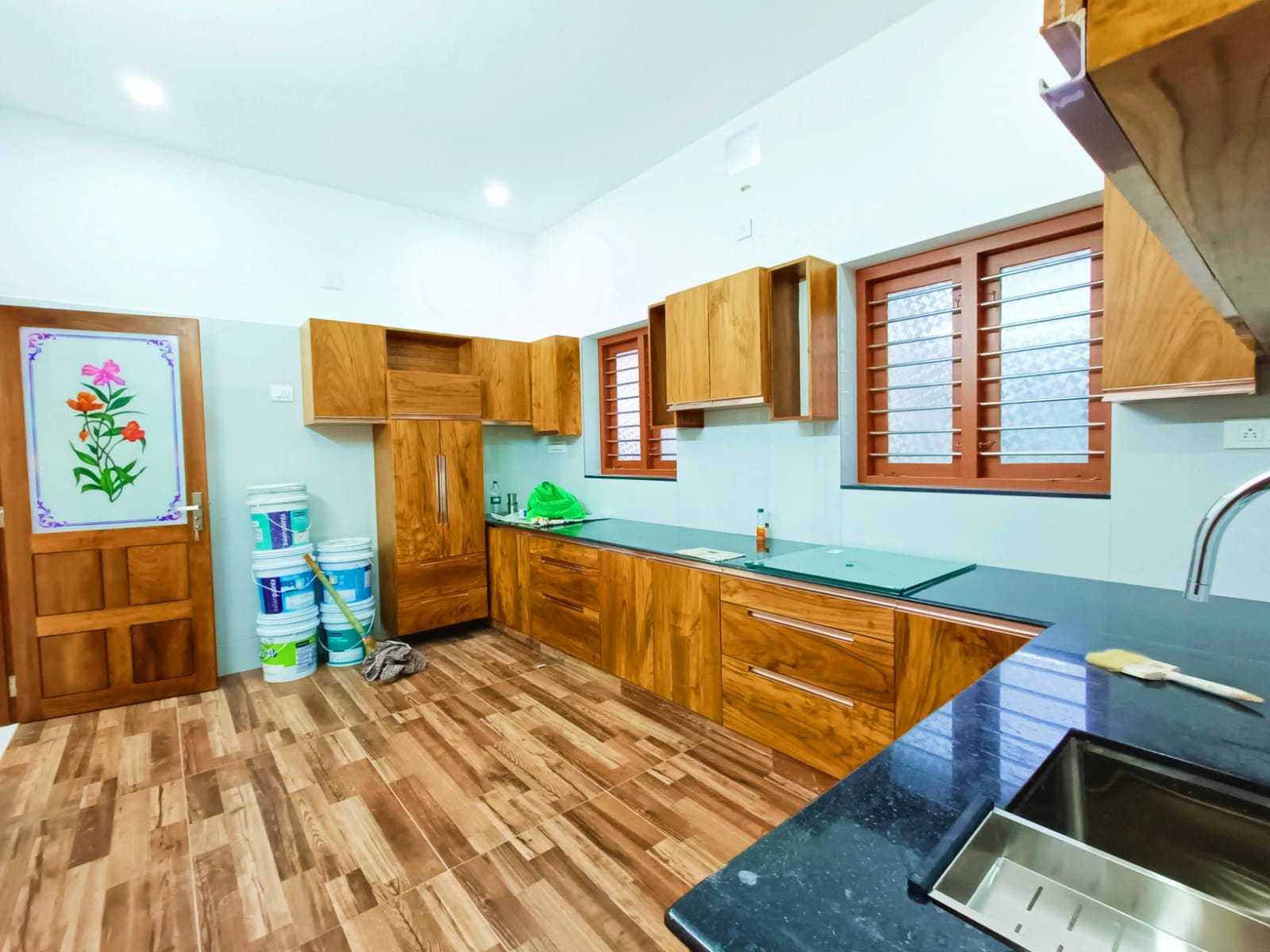 2BHK Fully Furnished Brand-new House1000sft in Kadavanthra