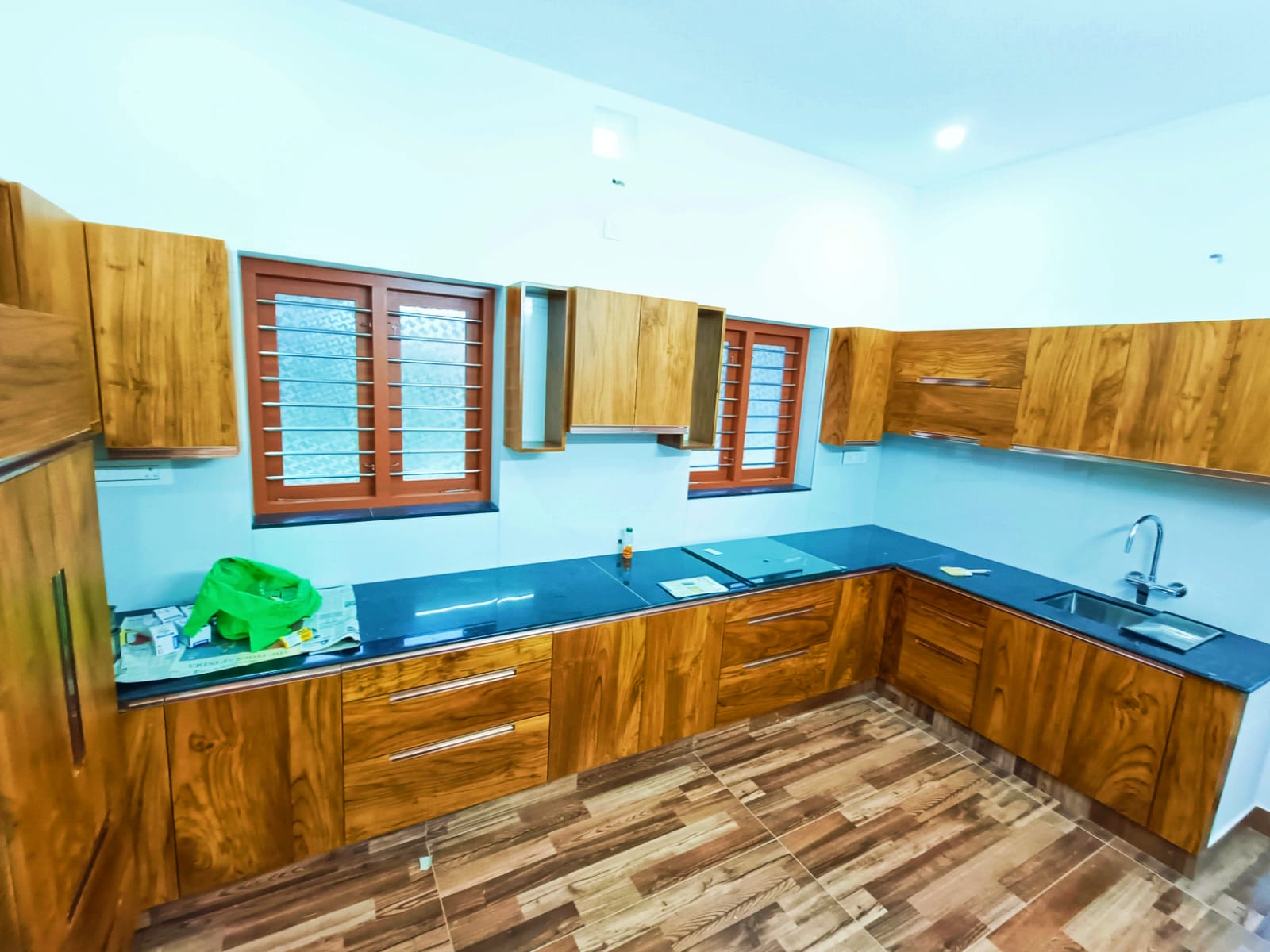 2BHK Fully Furnished Brand-new House1000sft in Kadavanthra