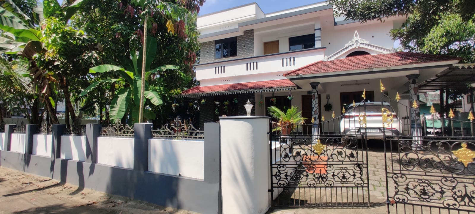 2200sqft, 4BHK Semifurnished House in Vikasavani, Kakkanad