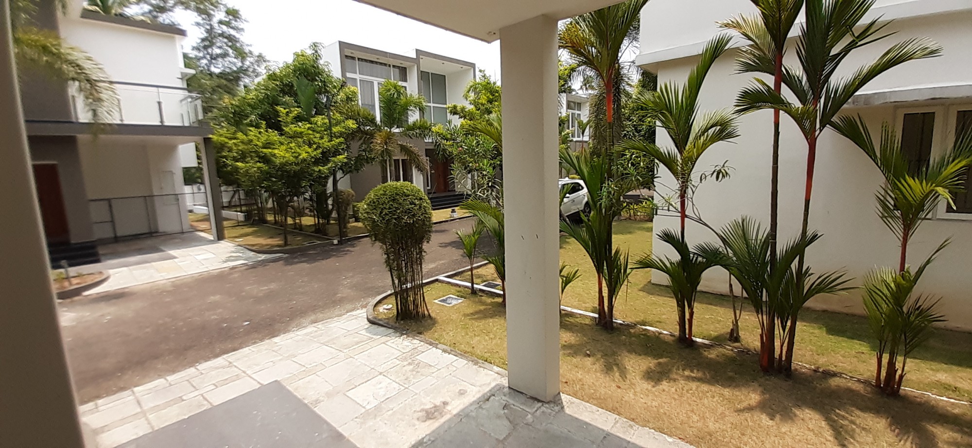 10.5 Cents Semi Commercial/ Residential plot near Palarivattom